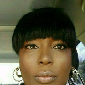 Meet your Posher, Shana